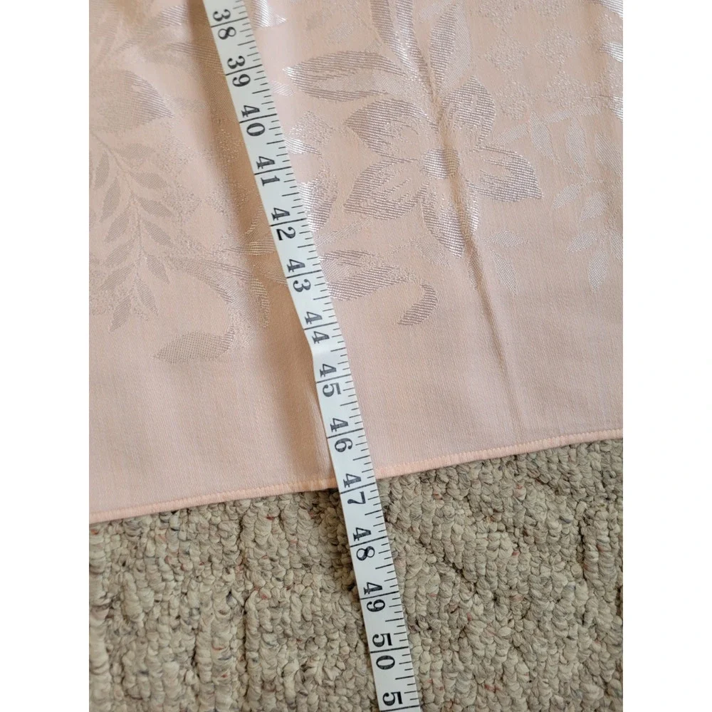 Unbranded vtg square